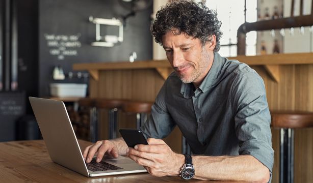 Cómo solicitar el subsidio para mayores de 52 años