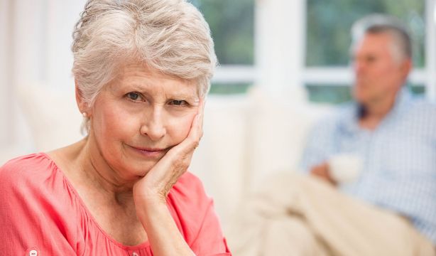 Los 'divorcios grises' aumentan tras la jubilación: "Ellas suelen dar el primer paso"