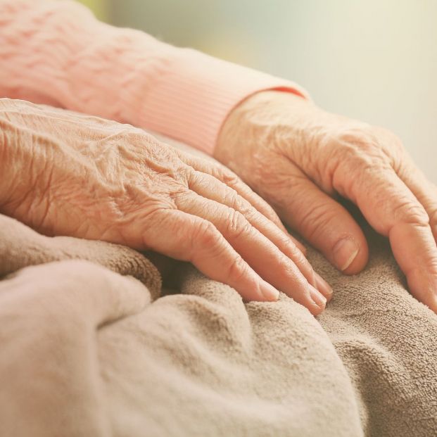 Exigen una mayor inclusión de las personas con alzhéimer en la Ley de Dependencia: "Se queda corta"