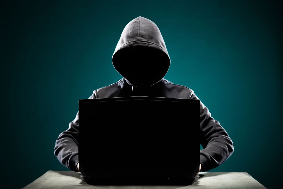 La Policía desvela las 5 señales de alerta para reconocer un perfil falso en internet La Policía desvela las 5 señales de alerta para reconocer un perfil falso en internet