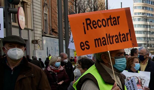 Casi 49 años cotizados y sufriendo un recorte en la pensión