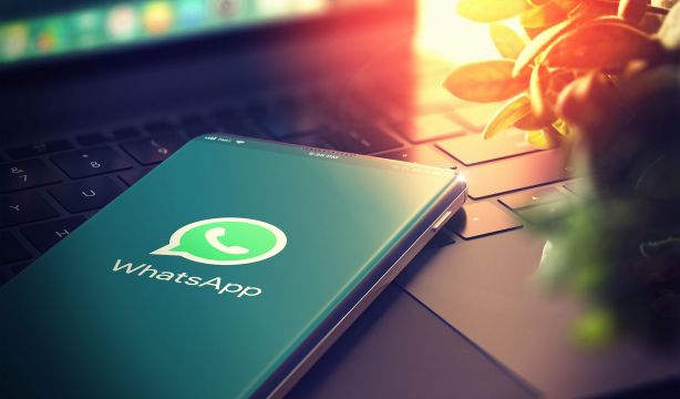 WhatsApp incorpora recordatorios para no olvidar responder mensajes importantes. Fuente: bigstock.