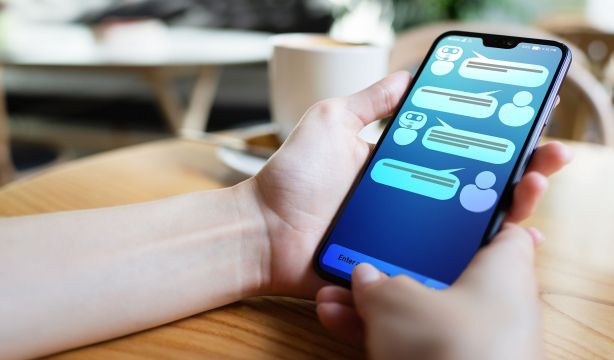 'Amanda', el chatbot de IA que ayuda a resolver problemas de pareja