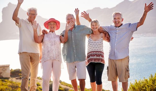 Cambios en octubre: arrancan los viajes del Imserso y la vacunación contra la gripe y el Covid