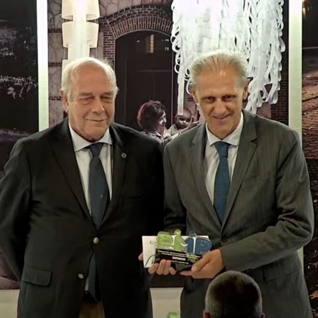 Elma Saiz: "Enfrentar a jóvenes y mayores es una batalla injusta y perversa" (PMP)