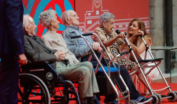 Madrid rinde homenaje a sus 2.724 centenarios: "El secreto está en disfrutar de la vida"