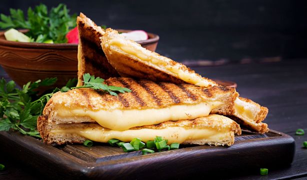 El truco de Martín Berasategui para que el queso de tu sándwich siempre esté bien fundido