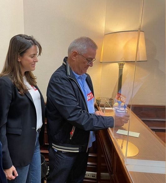 manifiesto interior estevez y anatolio