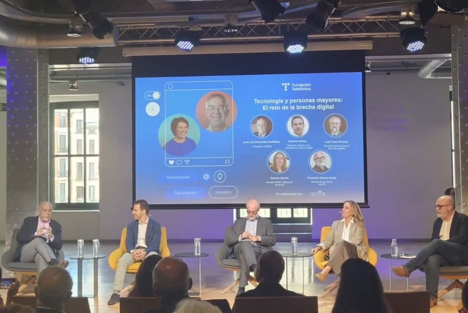 Los derechos de los sénior en la era de la revolución tecnológica Los derechos de los sénior en la era de la revolución tecnológica