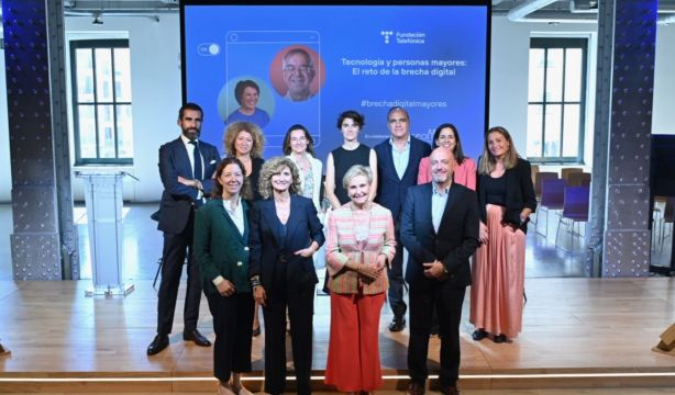 Los derechos de los sénior en la era de la revolución tecnológica (Fundación Telefónica)