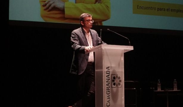 Javier Martín: "Hay que combatir el desempleo aprovechando la experiencia de los sénior"