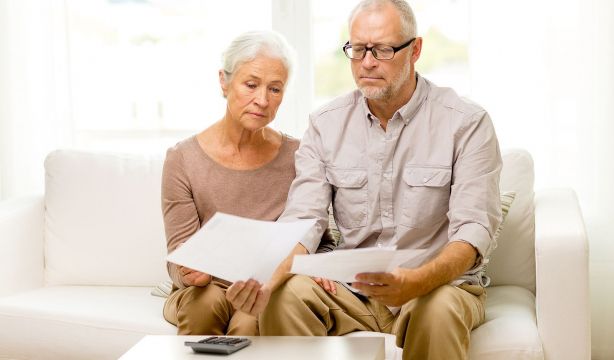 Uno de cada cuatro jubilados españoles no puede ahorrar a final de mes. Fuente: bigstock.