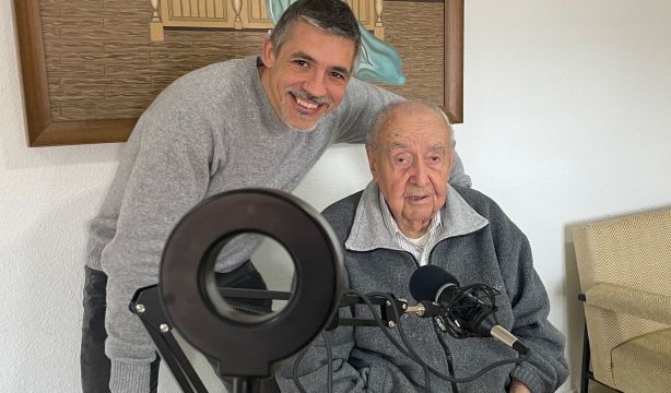 Daganzo, autor del podcast de los centenarios: "Busco reconstruir la memoria colectiva olvidada"