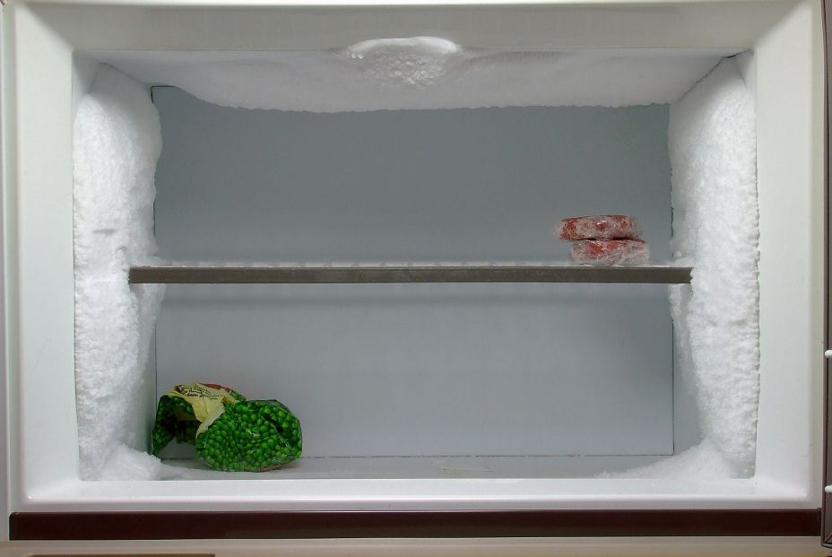 bigstock Freezer Needs Defrosting 3171953 bigstock Freezer Needs Defrosting 3171953