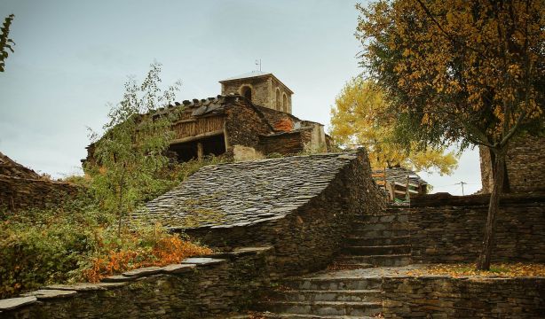 Ruta por los pueblos negros de Guadalajara: los lugares imprescindibles