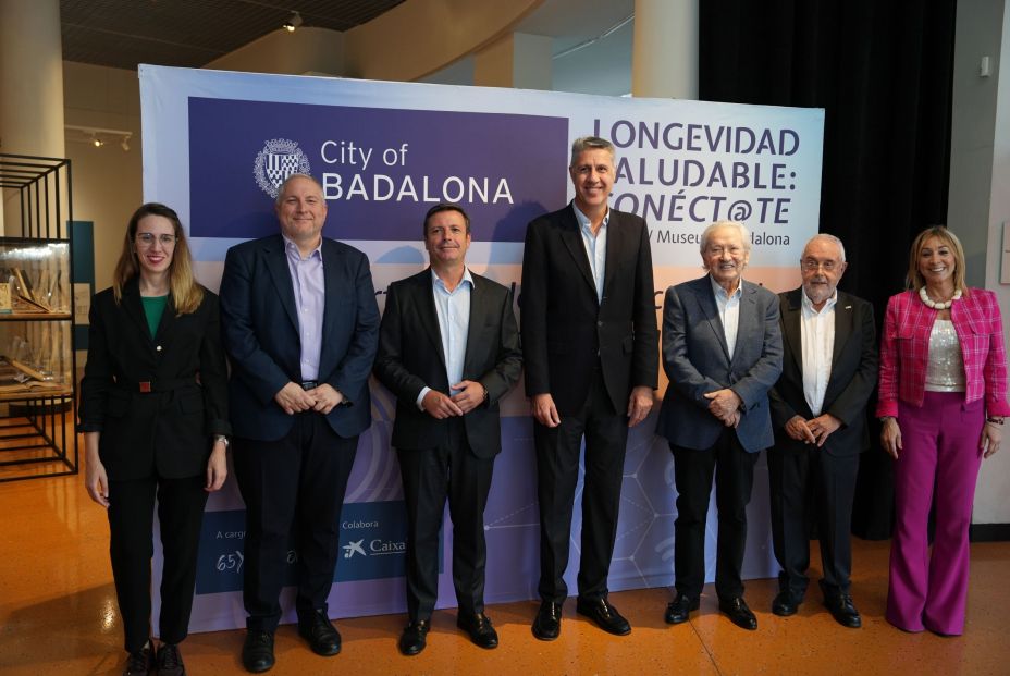 La importancia de estar conectados digitalmente y entre generaciones La importancia de estar conectados digitalmente y entre generaciones