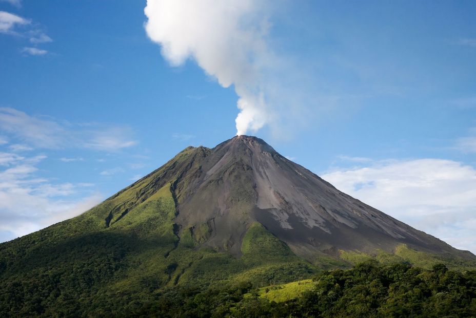 bigstock Arenal Volcano In Costa Rica 5808457