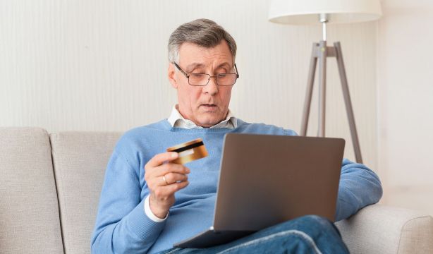 ¿Qué es el derecho de desistimiento?: cómo actuar para cancelar tu contrato bancario o de seguro