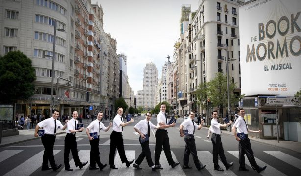 El musical 'The Book of Mormon' comienza su tercera temporada en el Teatro Rialto de Madrid