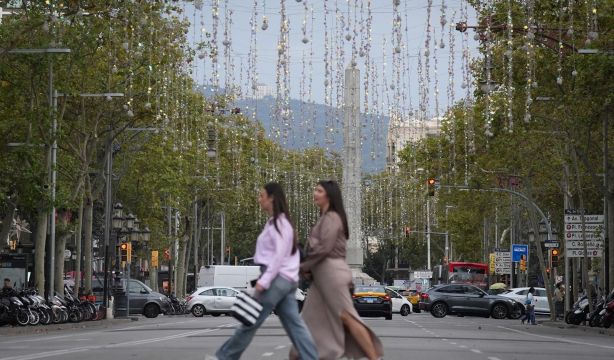 ¿Cuándo se encenderán las luces de Navidad en Barcelona?