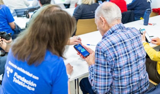 Los derechos digitales: una cuestión de dignidad para las personas mayores. Foto: Fundación Telefónica