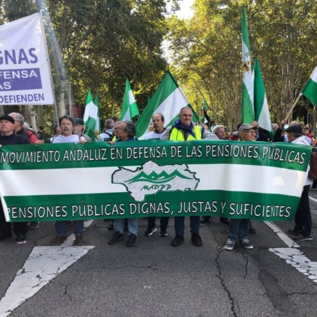 pensionistas andaluces marcha madrid 1 1 621x621 pensionistas andaluces marcha madrid 1 1 621x621