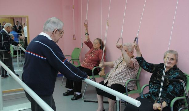 Dr. Serrano Pérez: "El ejercicio físico debe estar integrado en la asistencia sanitaria a mayores"