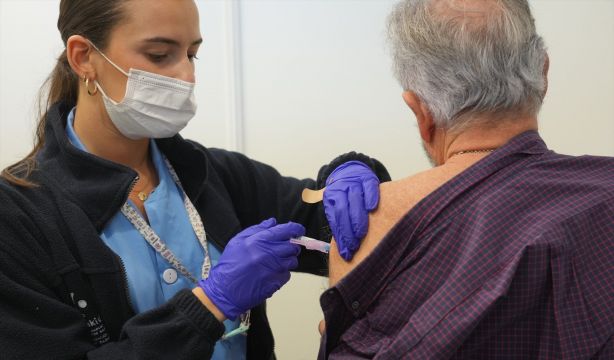 La temporada de gripe podría adelantarse este año: el aviso del País Vasco