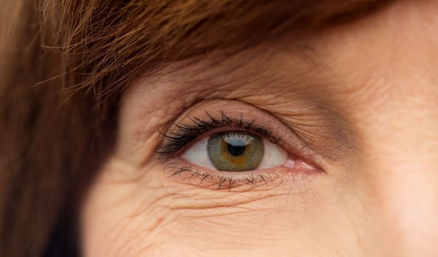 Un fármaco que se activa con luz podría eliminar el ojo seco sin gotas ni cirugía