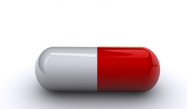 Resultados prometedores del primer fármaco oral contra el alzhéimer genético. (Bigstock)