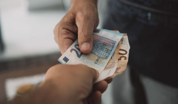 Sentencia pionera: el Supremo rebaja la tributación de una herencia tras una renuncia