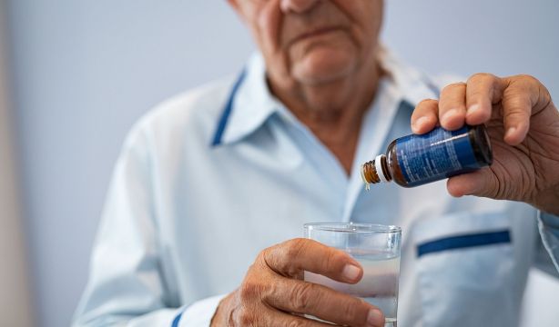 Los expertos llaman a la calma: la relación entre la melatonina y el mayor riesgo cardiaco es casual (Bigstock)