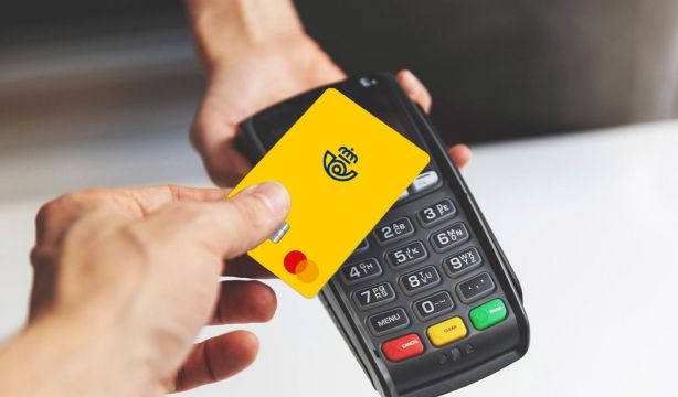 Correos y Fundación Montemadrid impulsan la inclusión financiera con su tarjeta prepago