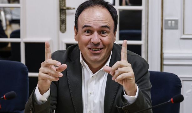 Feijóo propone a Pérez Llorca como candidato para sustituir a Mazón