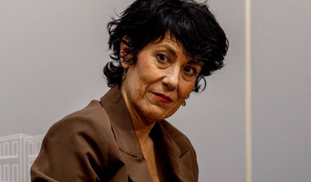 Carta abierta (con mis respetos) a la ministra Elma Saiz