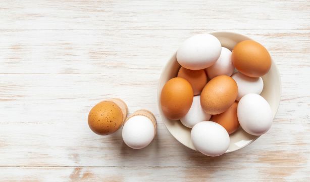 El truco infalible del chef Jesús Sánchez para pelar huevos cocidos en segundos