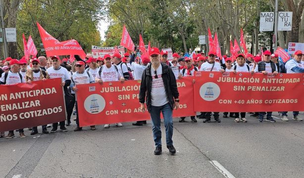 Día histórico para Asjubi40: el Congreso insta a despenalizar la pensión con 40 años cotizados