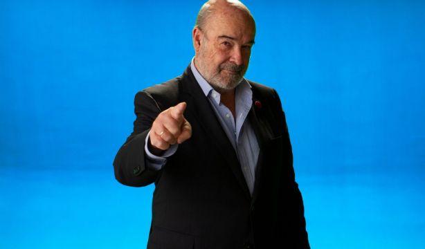 La CNMV multa a X (Twitter) por anuncios de falsas inversiones suplantando a famosos