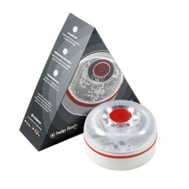 Baliza V16: dónde colocar el dispositivo que sustituye a los triángulos. Fuente: EuropaPress.