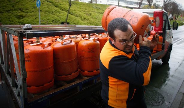 El precio de la bombona de butano baja un 4% desde este martes