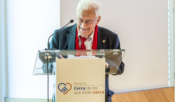 Padre Ángel: "Los abuelos son los que tienen la inteligencia de verdad, y no la artificial"