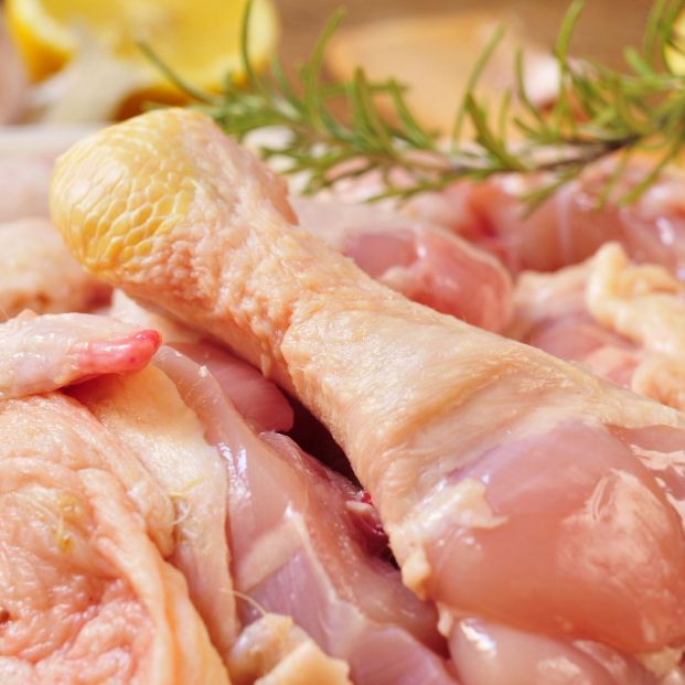 El engaño del pollo de corral y el color anaranjado El engaño del pollo de corral y el color anaranjado