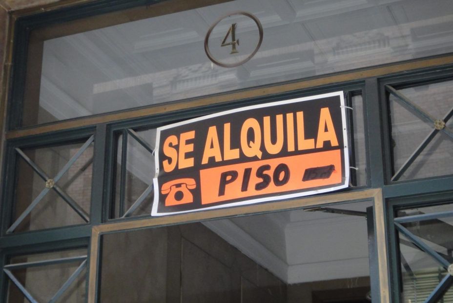 Qué no debes pagar si eres el propietario de un piso en alquiler