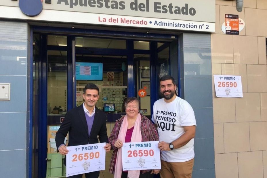 Agraciados en Sant Vicent del Raspeig (Alicante): "Siempre le toca a todos y nunca imaginas que te toque a ti" Agraciados en Sant Vicent del Raspeig (Alicante): "Siempre le toca a todos y nunca imaginas que te toque a ti"