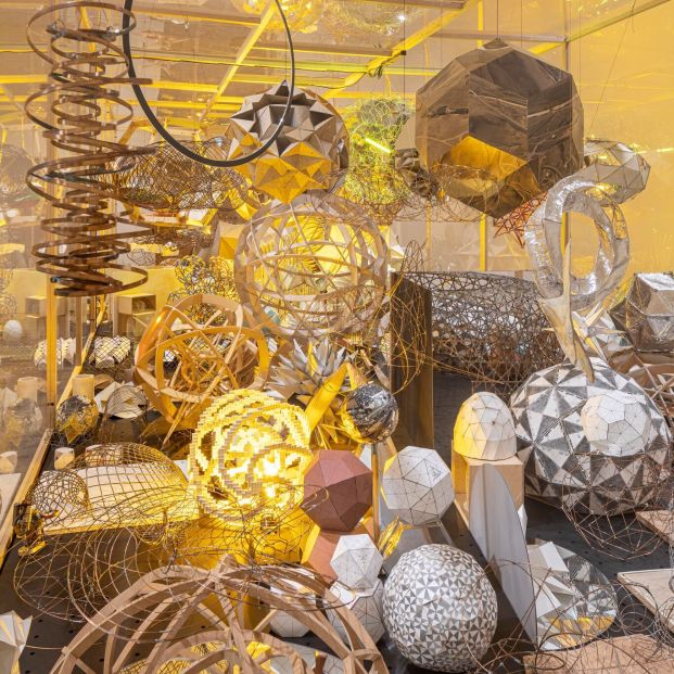 Model room Model room