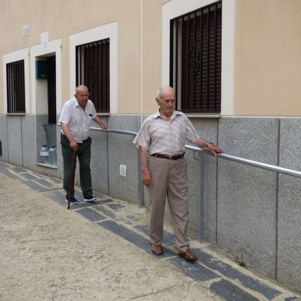 Pasamanos en Pescueza Pasamanos en Pescueza