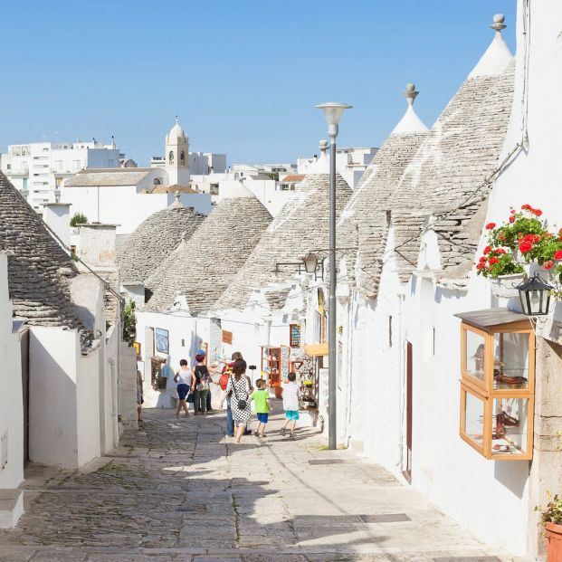 Alberobello, Apulia (BigStock)jpg Alberobello, Apulia (BigStock)jpg