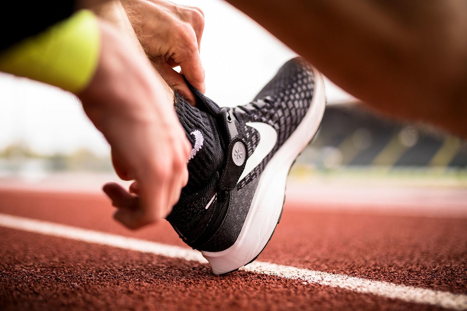 ¿Qué opciones tengo si no puedo atarme los cordones? (Nike)