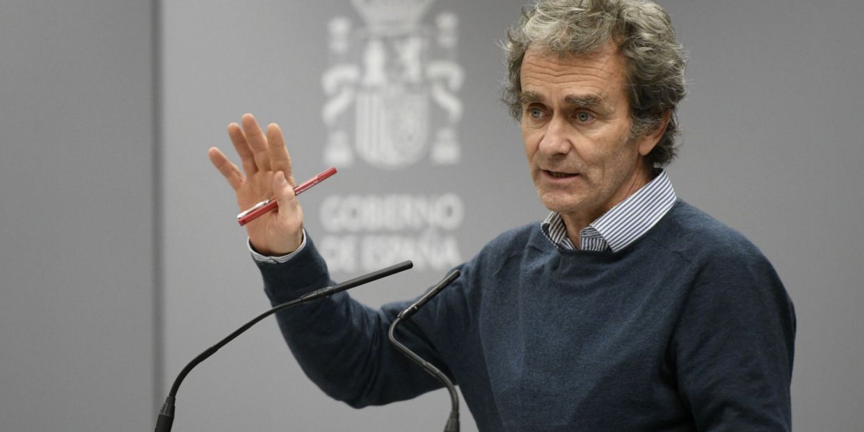 EuropaPress 2692111 director centro coordinacion alertas emergencias sanitarias ccaes fernando EuropaPress 2692111 director centro coordinacion alertas emergencias sanitarias ccaes fernando