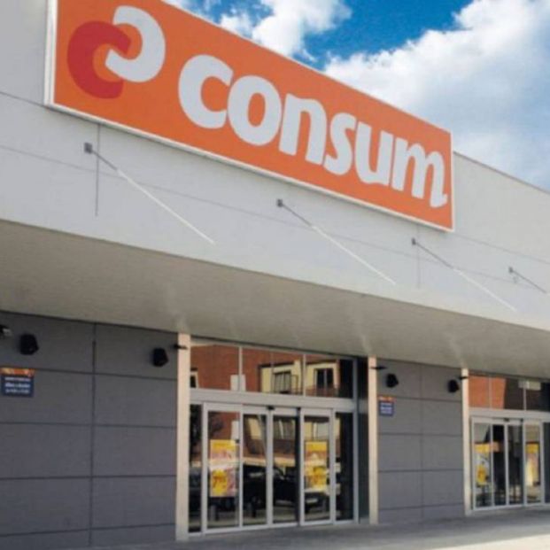 Consum reduce su horario, el aforo y limita la compra de productos de una misma referencia. Imagen Consum Consum reduce su horario, el aforo y limita la compra de productos de una misma referencia. Imagen Consum